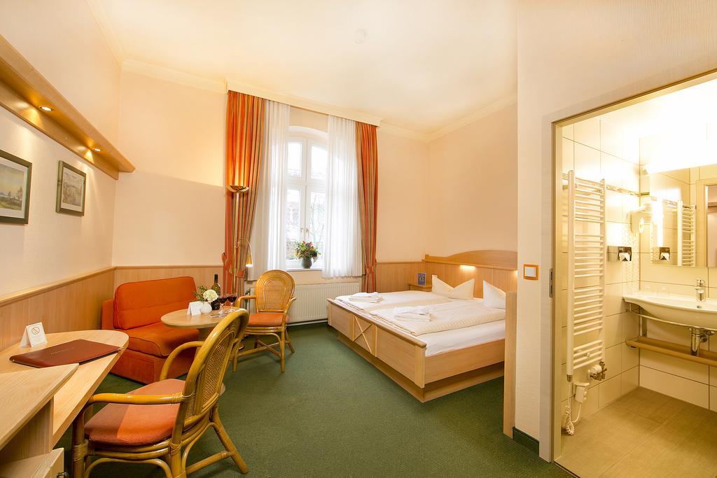 Hotel Duenenschloss Mit Private Spa Penzance Dış mekan fotoğraf