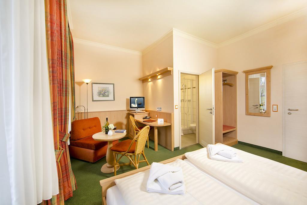 Hotel Duenenschloss Mit Private Spa Penzance Dış mekan fotoğraf