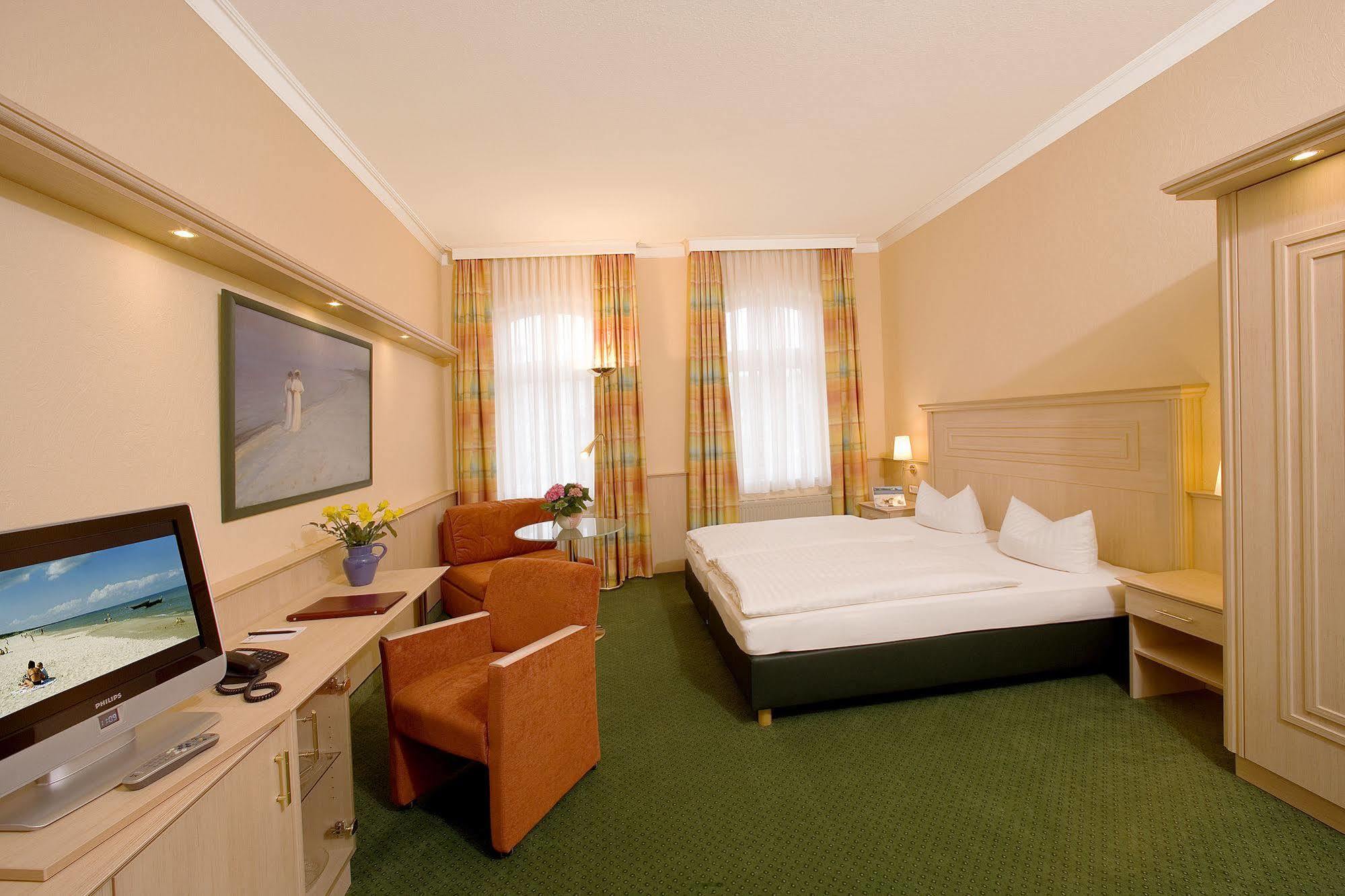 Hotel Duenenschloss Mit Private Spa Penzance Dış mekan fotoğraf